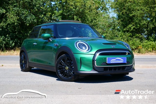 View our MINI Electric Hatch Cooper SE 32.6kWh Level 3 Hatchback 3dr Electric Auto (184 ps)