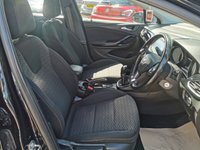 USED 2017 67 VAUXHALL ASTRA 2017/67 1.4i Turbo SRi Nav Hatchback 5dr Petrol Manual Euro 6 (150 ps), 2 Previous owners, Only 56000 miles ************** ONLY 56000 MILES ****************