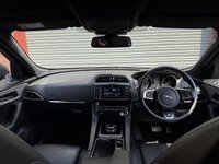 USED 2017 67 JAGUAR F-PACE 2.0 D180 R-Sport SUV 5dr Diesel Auto AWD Euro 6 (s/s) (180 ps) FSH+BLACKPACK+LOADED