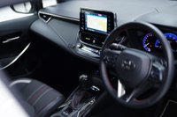 USED 2021 71 TOYOTA COROLLA 2.0 VVT-h GR SPORT CVT Euro 6 (s/s) 5dr EXTERIOR + CARBON STYLING