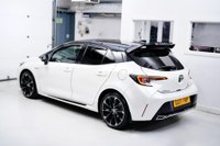 USED 2021 71 TOYOTA COROLLA 2.0 VVT-h GR SPORT CVT Euro 6 (s/s) 5dr EXTERIOR + CARBON STYLING