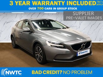 2018 VOLVO V40