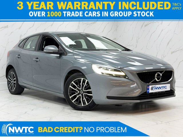 View our Volvo V40 2.0 D2 Momentum Nav Plus Hatchback 5dr Diesel Manual Euro 6 (s/s) (120 ps)