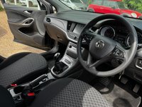USED 2018 18 VAUXHALL ASTRA 1.4i Design Sports Tourer 5dr Petrol Manual Euro 6 (100 ps) 