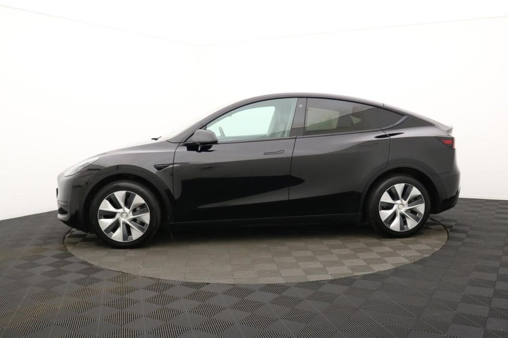 USED 2022 72 TESLA MODEL Y SUV 5dr Electric Auto RWD (346 ps) Pan Roof, Sat Nav, Camera