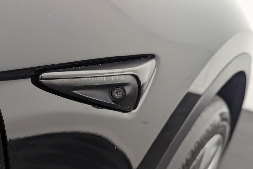 USED 2022 72 TESLA MODEL Y SUV 5dr Electric Auto RWD (346 ps) Pan Roof, Sat Nav, Camera
