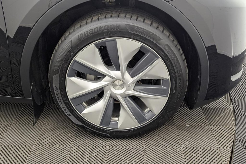 USED 2022 72 TESLA MODEL Y SUV 5dr Electric Auto RWD (346 ps) Pan Roof, Sat Nav, Camera