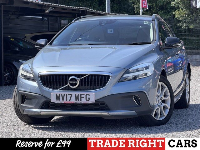 View our VOLVO V40 CROSS COUNTRY