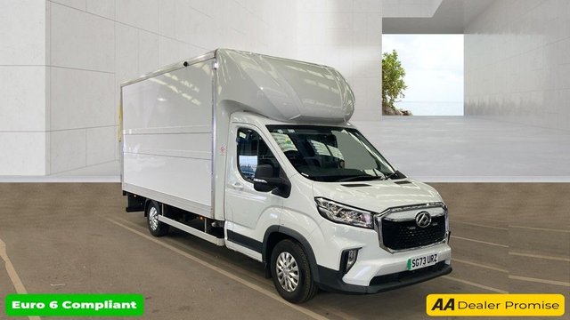 View our Maxus Edeliver 9 White 65kWh electric Luton, 6,000 miles, Automatic, CarPlay/Android Auto, Rear Camera, F&R sensors, touchscreen, Air Conditioning. Plus VAT @ 20%!