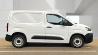 USED 2023 23 CITROEN BERLINGO White 1.2 PureTech Enterprise Pro van, 25,750 miles, Euro 6, 6-Speed manual, 8in Touchscreen, CarPlay/Android Auto, A/C, Rear sensors. Plus VAT @ 20%! * MANUAL***AIR CON**BLUETOOTH