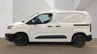 USED 2023 23 TOYOTA PROACE CITY White 1.5 BlueHDi Active van, 39,200 miles, Euro 6, 6-Speed manual, Air Conditioning, Bluetooth, DAB, touchscreen, ULEZ compliant. Plus VAT @ 20%! * MANUAL***AIR CON**BLUETOOTH