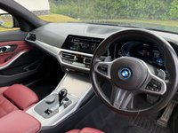 USED 2022 22 BMW 3 SERIES 2.0 330e 12kWh M Sport Saloon 4dr Petrol Plug-in Hybrid Auto Euro 6 (s/s) (292 ps) 