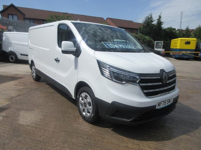 View our RENAULT TRAFIC