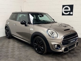 2017 MINI HATCH