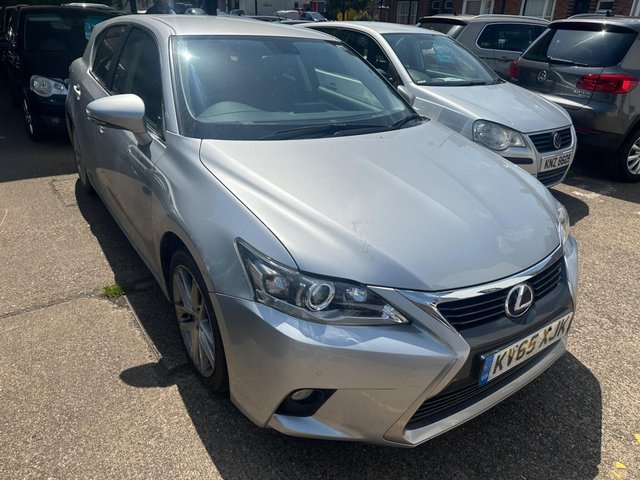 View our LEXUS CT
