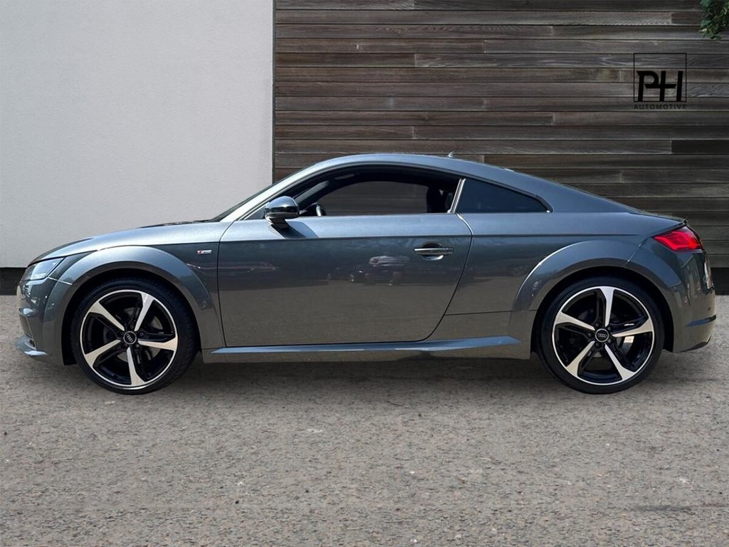 USED 2017 17 AUDI TT 2.0 TDI ultra Black Edition Coupe 3dr Diesel Manual Euro 6 (s/s) (184 ps) BANG & OLUFSEN