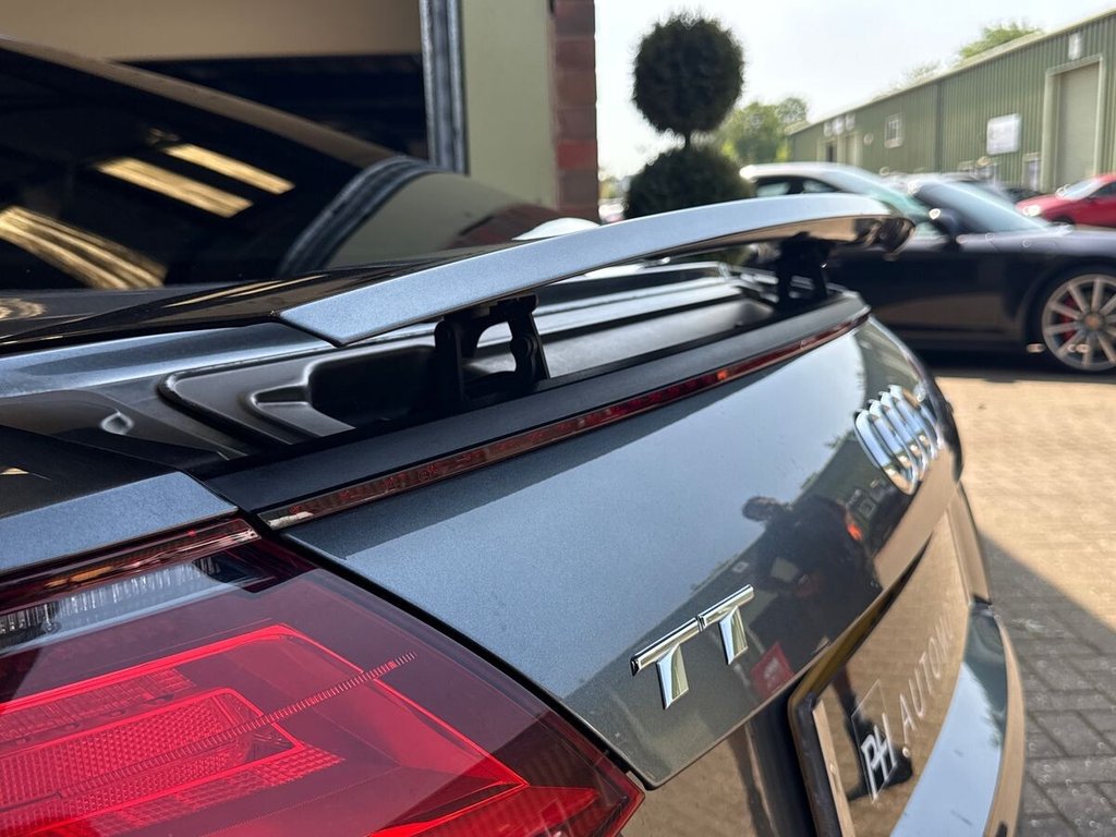 USED 2017 17 AUDI TT 2.0 TDI ultra Black Edition Coupe 3dr Diesel Manual Euro 6 (s/s) (184 ps) BANG & OLUFSEN