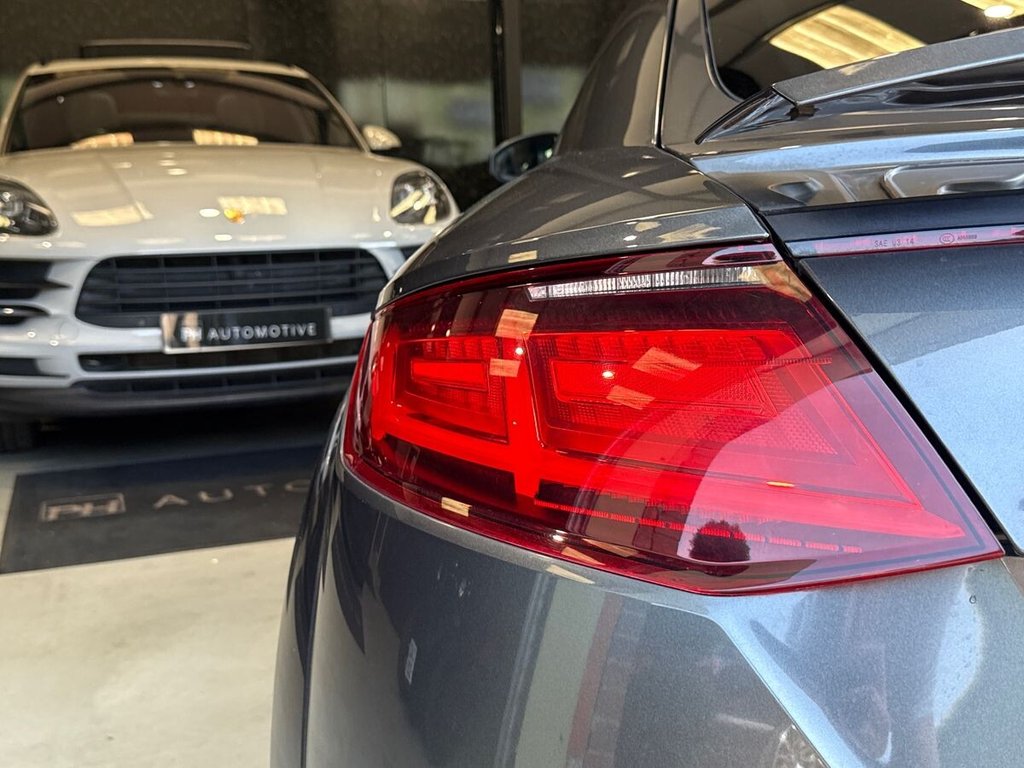 USED 2017 17 AUDI TT 2.0 TDI ultra Black Edition Coupe 3dr Diesel Manual Euro 6 (s/s) (184 ps) BANG & OLUFSEN