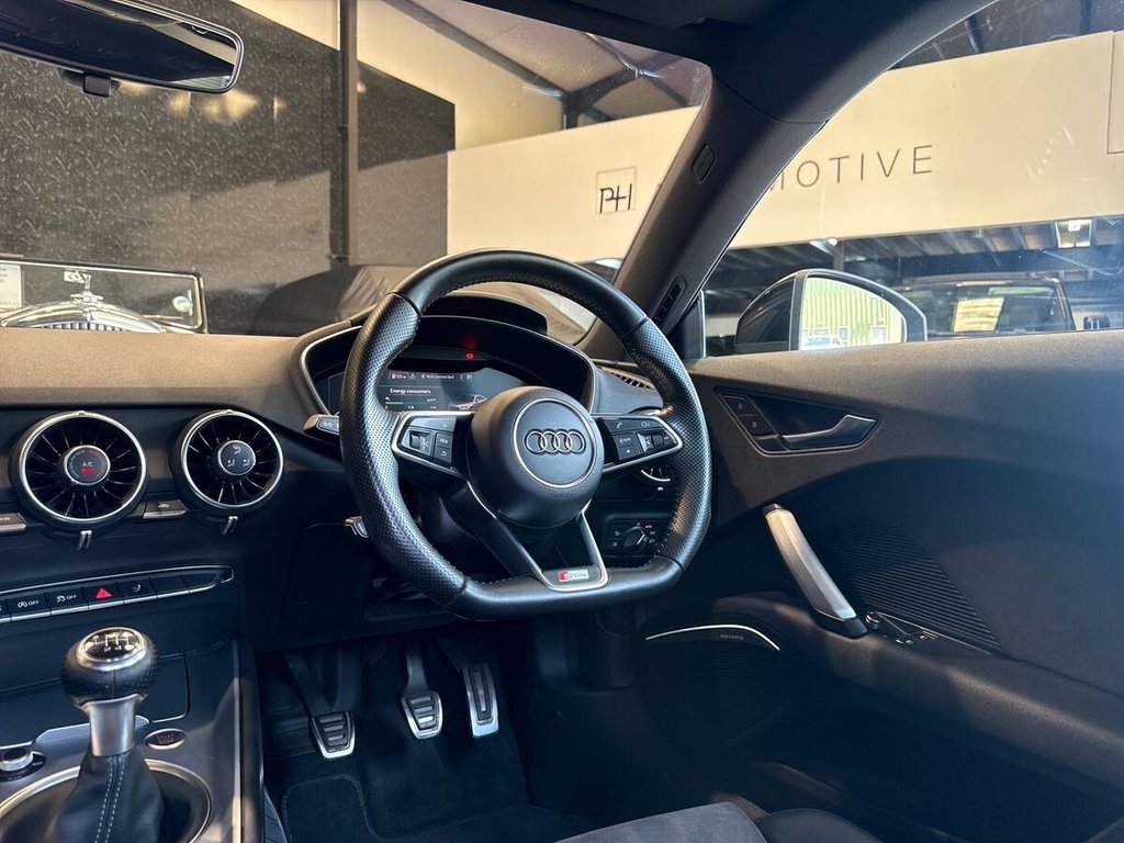 USED 2017 17 AUDI TT 2.0 TDI ultra Black Edition Coupe 3dr Diesel Manual Euro 6 (s/s) (184 ps) BANG & OLUFSEN