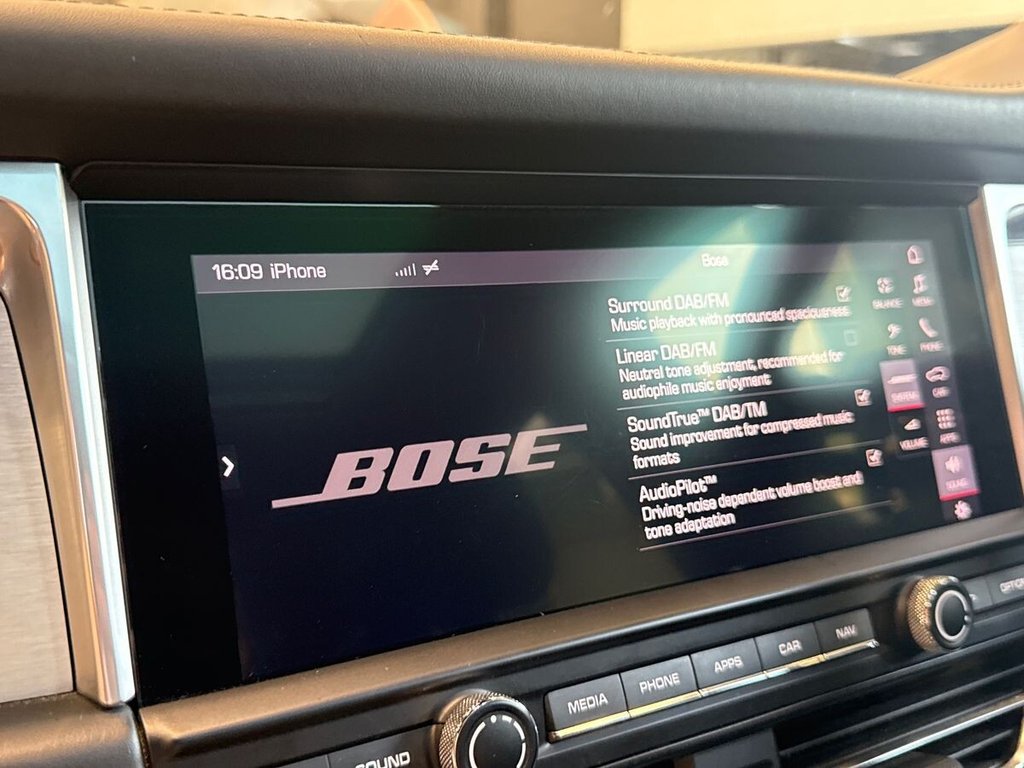 USED 2018 68 PORSCHE MACAN 2.0T SUV 5dr Petrol PDK 4WD Euro 6 (s/s) (245 ps) BOSE|PAN ROOF|14 WAY SEATS