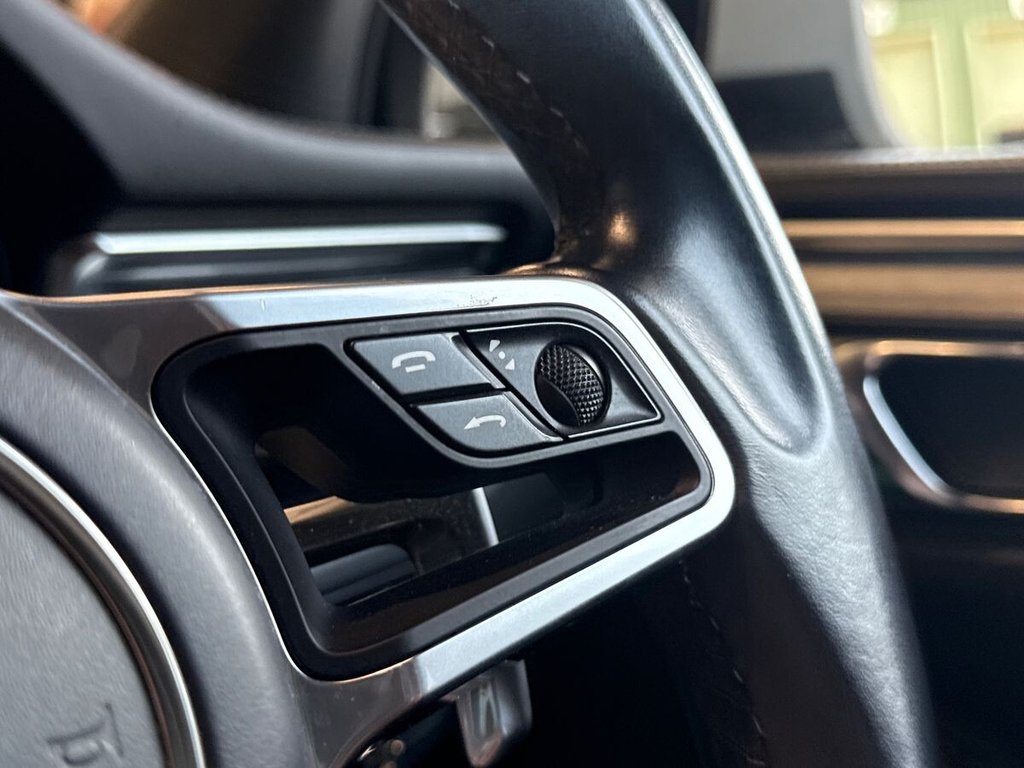USED 2018 68 PORSCHE MACAN 2.0T SUV 5dr Petrol PDK 4WD Euro 6 (s/s) (245 ps) BOSE|PAN ROOF|14 WAY SEATS