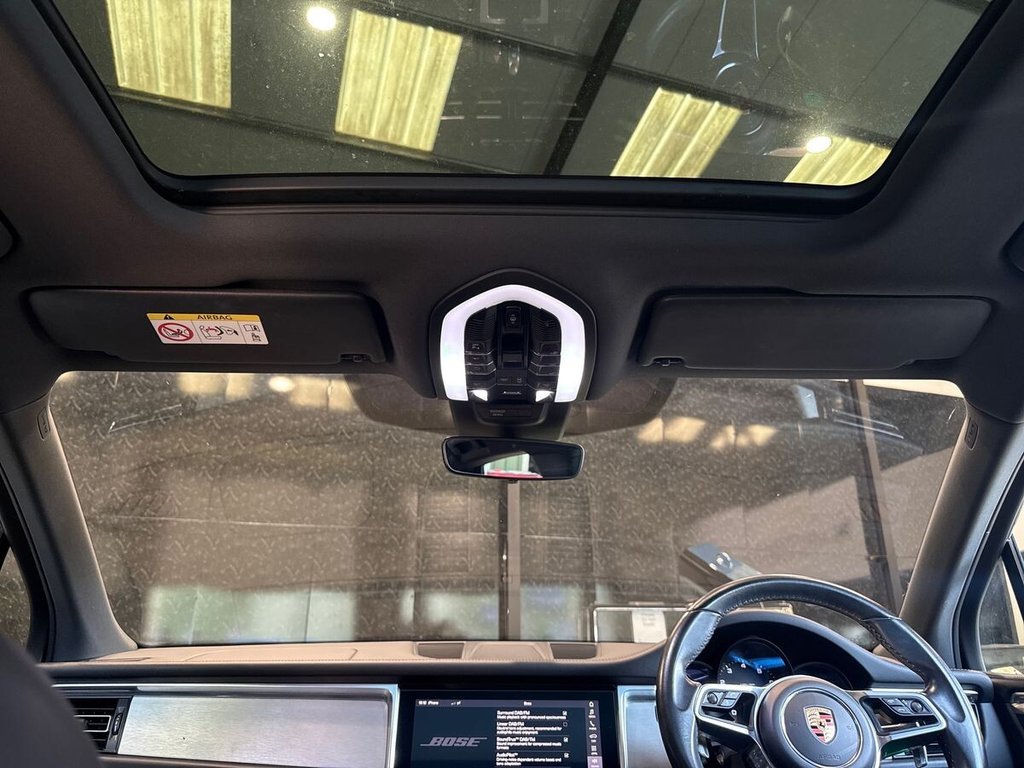 USED 2018 68 PORSCHE MACAN 2.0T SUV 5dr Petrol PDK 4WD Euro 6 (s/s) (245 ps) BOSE|PAN ROOF|14 WAY SEATS