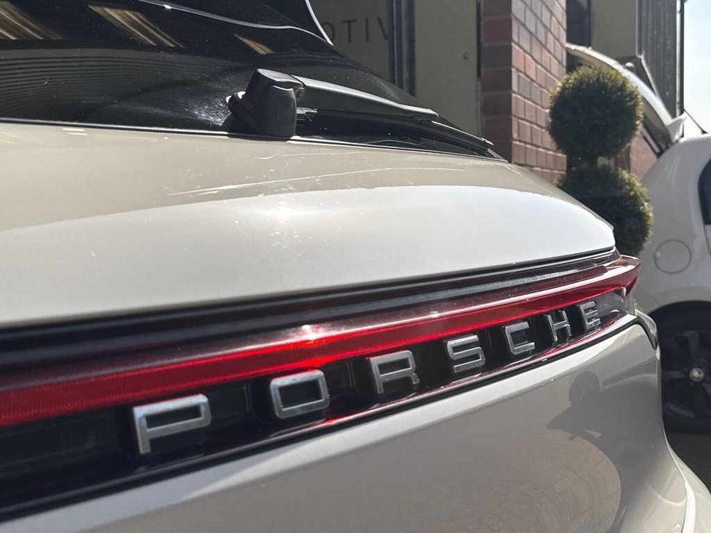USED 2018 68 PORSCHE MACAN 2.0T SUV 5dr Petrol PDK 4WD Euro 6 (s/s) (245 ps) BOSE|PAN ROOF|14 WAY SEATS