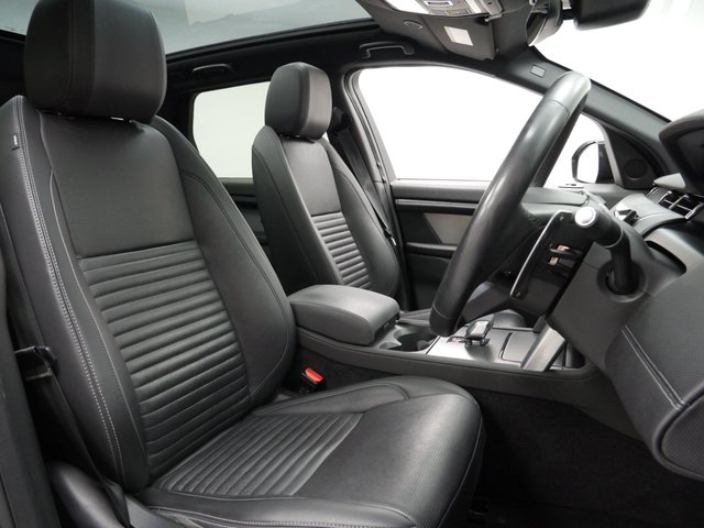 View our LAND ROVER DISCOVERY SPORT