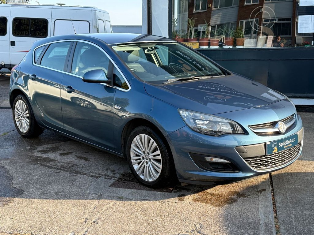 USED 2014 14 VAUXHALL ASTRA 1.4 16v Excite Hatchback 5dr Petrol Manual Euro 5 (100 ps) FULL SERVICE HISTORY + CRUISE