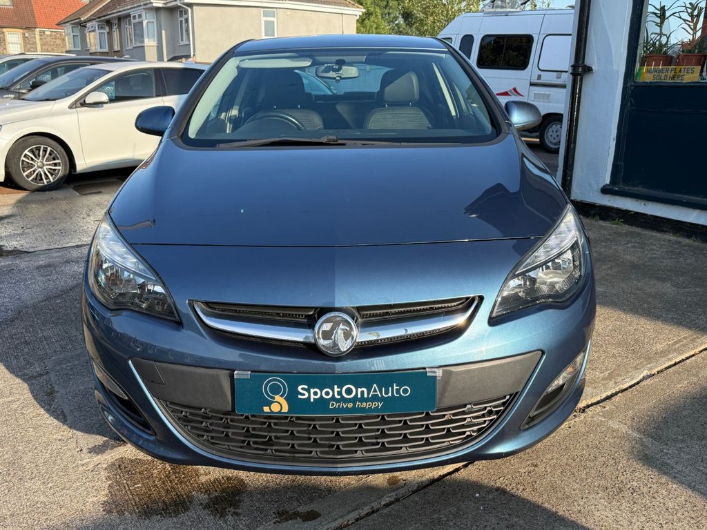USED 2014 14 VAUXHALL ASTRA 1.4 16v Excite Hatchback 5dr Petrol Manual Euro 5 (100 ps) FULL SERVICE HISTORY + CRUISE