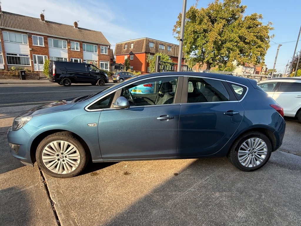 USED 2014 14 VAUXHALL ASTRA 1.4 16v Excite Hatchback 5dr Petrol Manual Euro 5 (100 ps) FULL SERVICE HISTORY + CRUISE