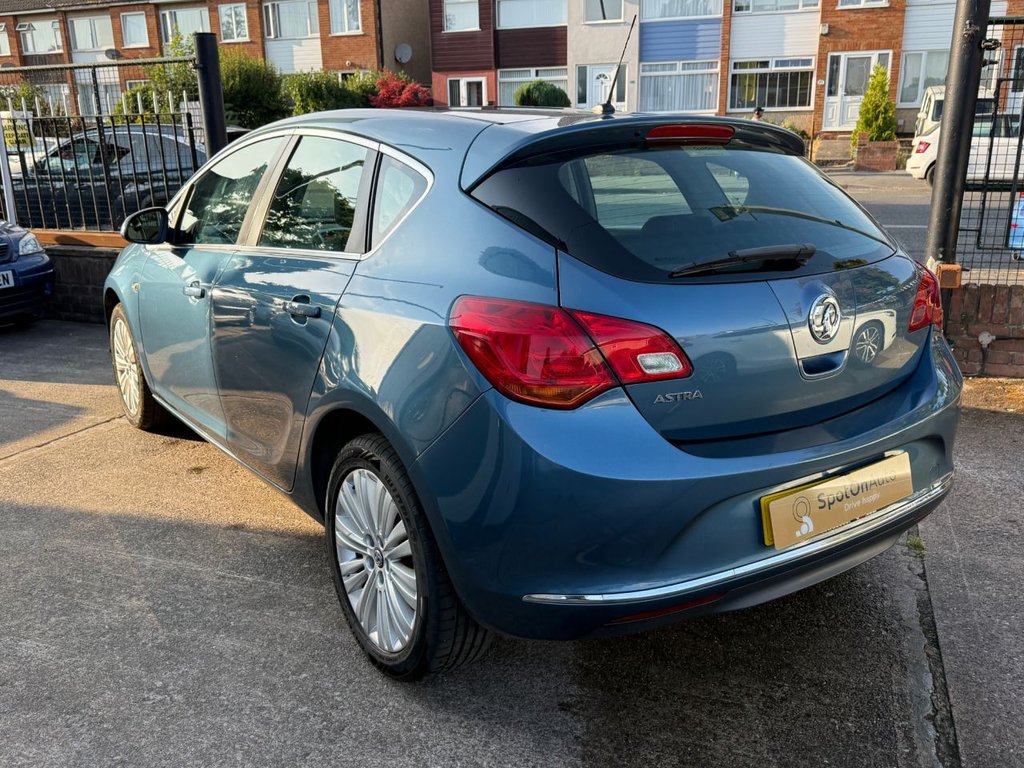 USED 2014 14 VAUXHALL ASTRA 1.4 16v Excite Hatchback 5dr Petrol Manual Euro 5 (100 ps) FULL SERVICE HISTORY + CRUISE