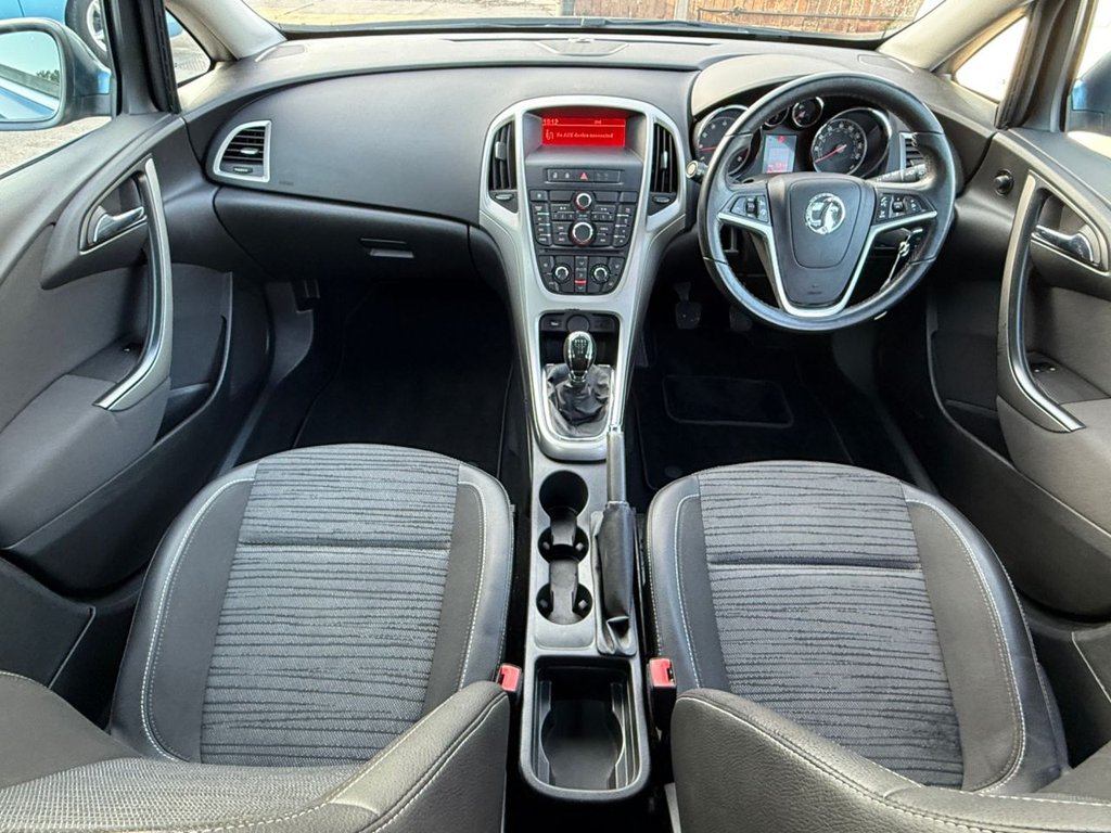 USED 2014 14 VAUXHALL ASTRA 1.4 16v Excite Hatchback 5dr Petrol Manual Euro 5 (100 ps) FULL SERVICE HISTORY + CRUISE