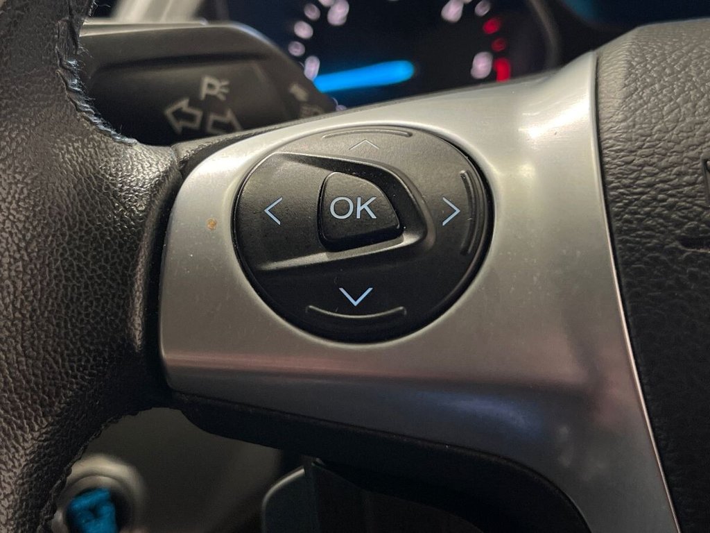 USED 2015 15 FORD KUGA 2.0 TDCi Zetec SUV 5dr Diesel Manual 2WD Euro 6 (s/s) (150 ps) CD / DAB