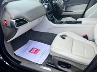 USED 2017 17 JAGUAR XE 2.0i Prestige Saloon 4dr Petrol Auto Euro 6 (s/s) (200 ps) 