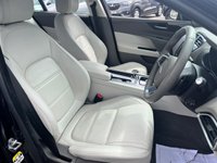 USED 2017 17 JAGUAR XE 2.0i Prestige Saloon 4dr Petrol Auto Euro 6 (s/s) (200 ps) 