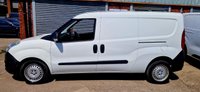 USED 2016 16 VAUXHALL COMBO 1.3 CDTi 2300 ecoFLEX 16v Panel Van 3dr Diesel Manual FWD L2 H1 (s/s) (129 g/km, 89 bhp) 