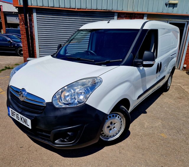 View our Vauxhall Combo 1.3 CDTi 2300 ecoFLEX 16v Panel Van 3dr Diesel Manual FWD L2 H1 (s/s) (129 g/km, 89 bhp)