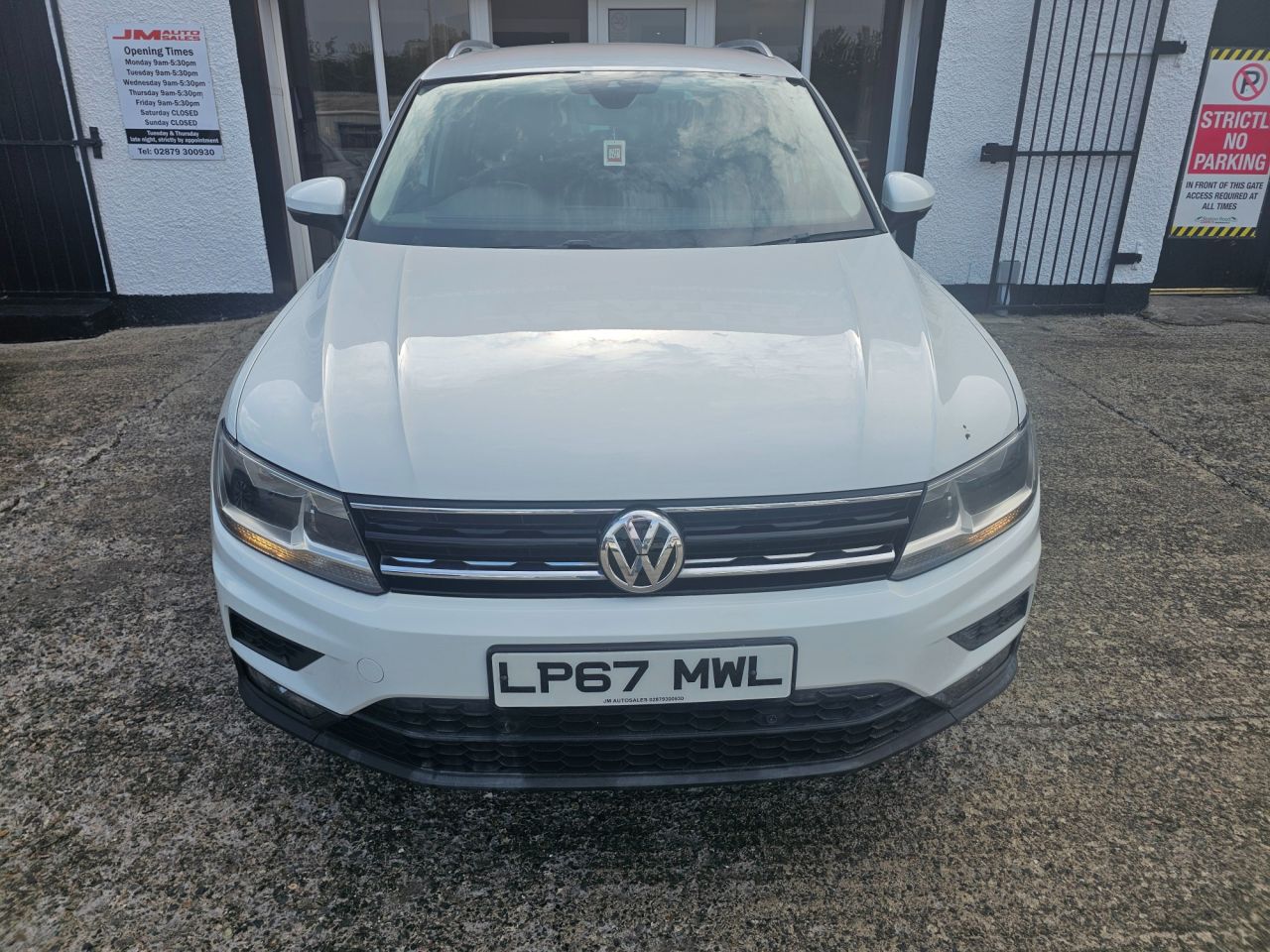 2018 VOLKSWAGEN TIGUAN 2.0 TDI SE SUV 5dr Diesel Manual Euro 6 (s/s) (150 ps) - vehicle photo 4 for sale on PureCar