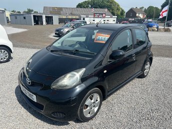 2010 TOYOTA AYGO 1.0 VVT-i Black Hatchback 5dr Petrol Manual Euro 4 (AC) (67 bhp) &pound;3195.00
