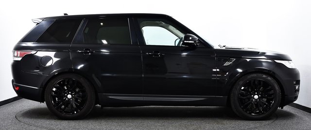 USED 2015 15 LAND ROVER RANGE ROVER SPORT 3.0 SD V6 HSE Dynamic SUV 5dr Diesel Auto 4WD Euro 5 (s/s) (306 ps) &pound;6k Extras | FSH | S/Pan Roof