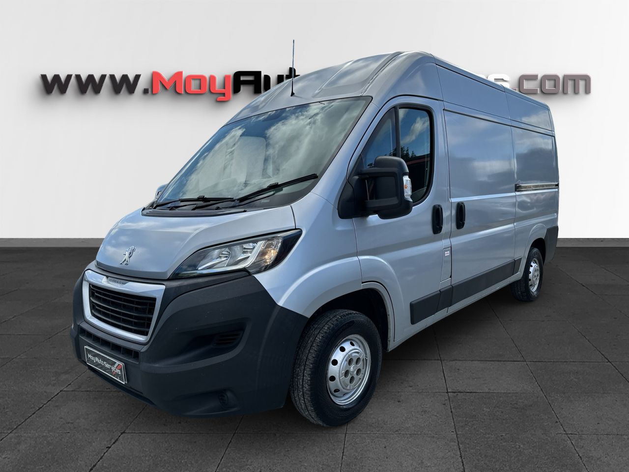 2019 PEUGEOT BOXER 2.0 BlueHDi 335 Professional Panel Van 5dr Diesel Manual L2 H2 Euro 6 (130 - vehicle photo 3 for sale on PureCar