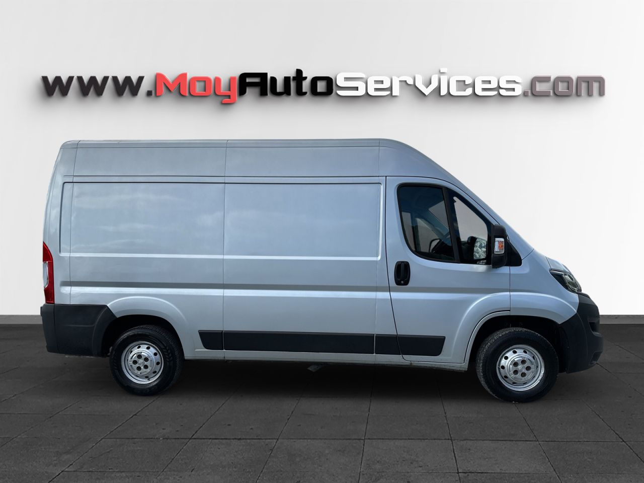2019 PEUGEOT BOXER 2.0 BlueHDi 335 Professional Panel Van 5dr Diesel Manual L2 H2 Euro 6 (130 - vehicle photo 8 for sale on PureCar