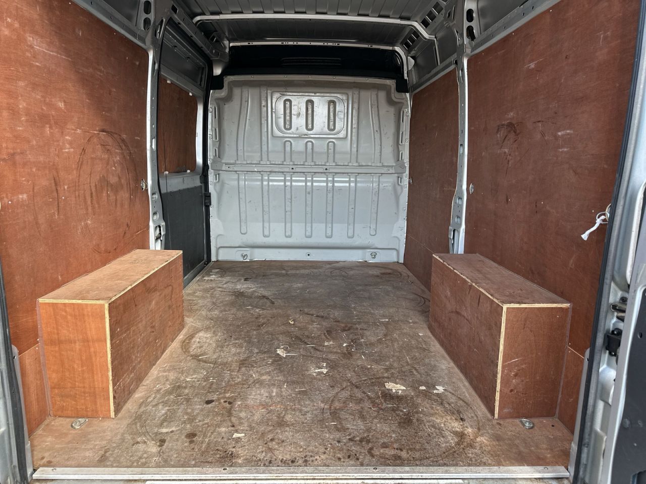 2019 PEUGEOT BOXER 2.0 BlueHDi 335 Professional Panel Van 5dr Diesel Manual L2 H2 Euro 6 (130 - vehicle photo 20 for sale on PureCar