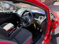 USED 2013 63 FORD FIESTA 1.0T EcoBoost Zetec S Hatchback 3dr Petrol Manual Euro 5 (s/s) (125 ps) ** LOW TAX** **LOW INSURANCE**