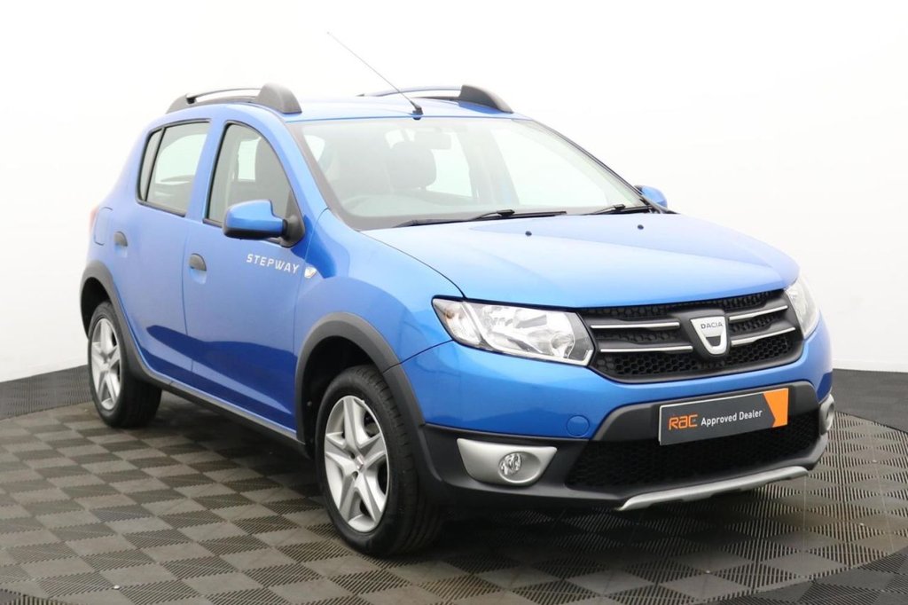 USED 2015 65 DACIA SANDERO STEPWAY 1.5 dCi Laureate Hatchback 5dr Diesel Manual Euro 6 (s/s) (90 ps) Sat Nav, Sensors, Cruise