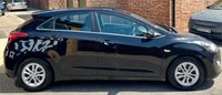 USED 2015 15 HYUNDAI I30 1.6 CRDi Blue Drive SE Hatchback 5dr Diesel Manual Euro 6 (s/s) (110 ps) 