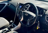USED 2015 15 HYUNDAI I30 1.6 CRDi Blue Drive SE Hatchback 5dr Diesel Manual Euro 6 (s/s) (110 ps) 