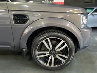 USED 2016 66 LAND ROVER DISCOVERY 4 3.0 SD V6 Landmark SUV 5dr Diesel Auto 4WD Euro 6 (s/s) (256 bhp) 10 SERVICS INCLUDING CAMBELT SERVICe - WAITOMO GREY WITH EBONY LEATHER INTERIOR - TOW BAR & 13 PIN ELECTRICS - PRIVACY GLASS - 20" DIAMOND CUT ALLOY WHEELS - REVERSE CAMERA - HEATED FRONT AND REAR SEATS - REVERSE CAMERA