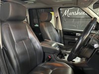 USED 2016 66 LAND ROVER DISCOVERY 4 3.0 SD V6 Landmark SUV 5dr Diesel Auto 4WD Euro 6 (s/s) (256 bhp) 10 SERVICS INCLUDING CAMBELT SERVICe - WAITOMO GREY WITH EBONY LEATHER INTERIOR - TOW BAR & 13 PIN ELECTRICS - PRIVACY GLASS - 20" DIAMOND CUT ALLOY WHEELS - REVERSE CAMERA - HEATED FRONT AND REAR SEATS - REVERSE CAMERA